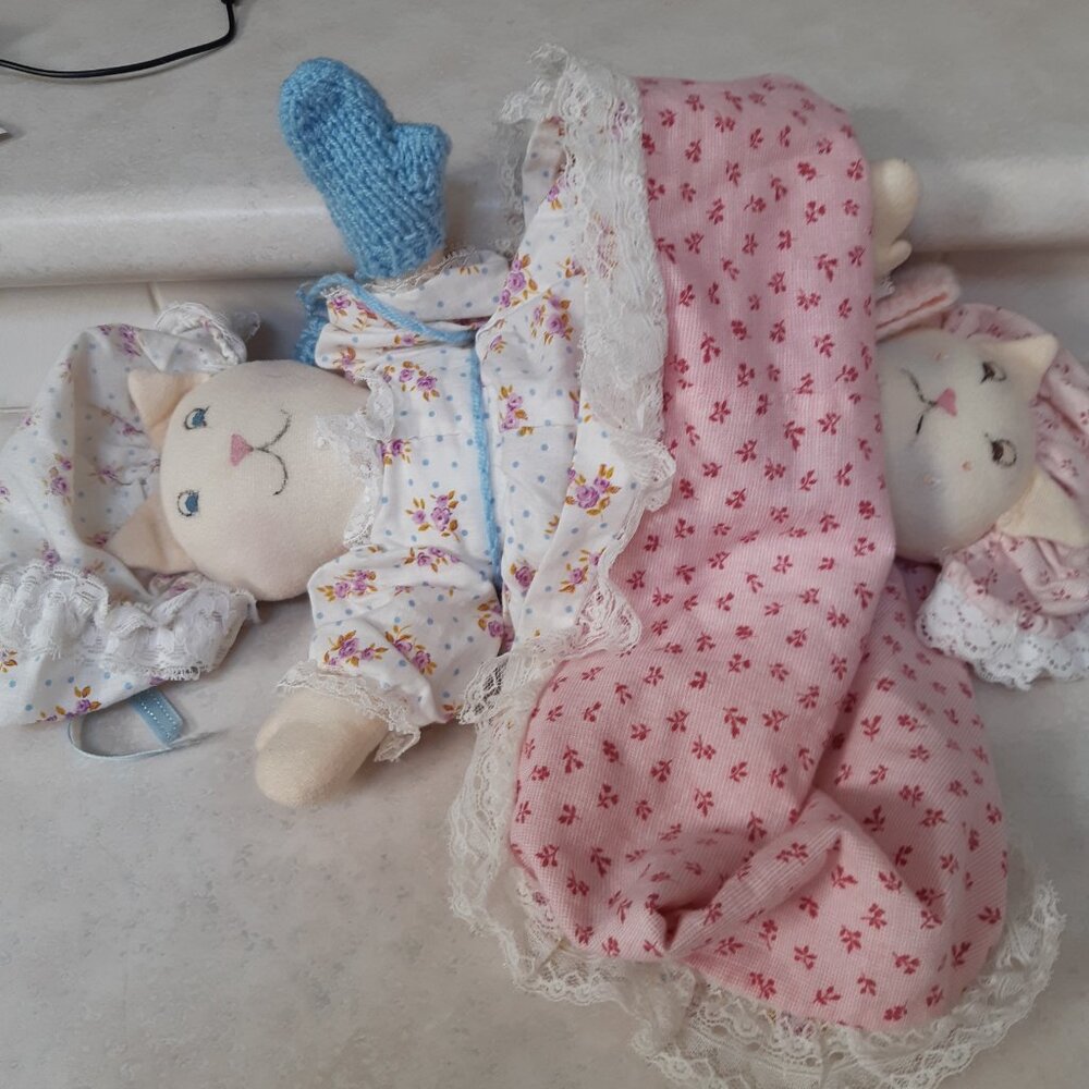 Vintage cloth "topsy turvy" cat dolls (2 in 1)